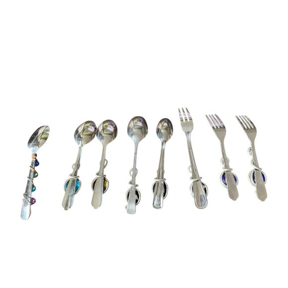 Lot 25 Jeweled Handle Spreaders Spoons Forks Mixed Brands Stainless Wire Wrap - Picture 7 of 8